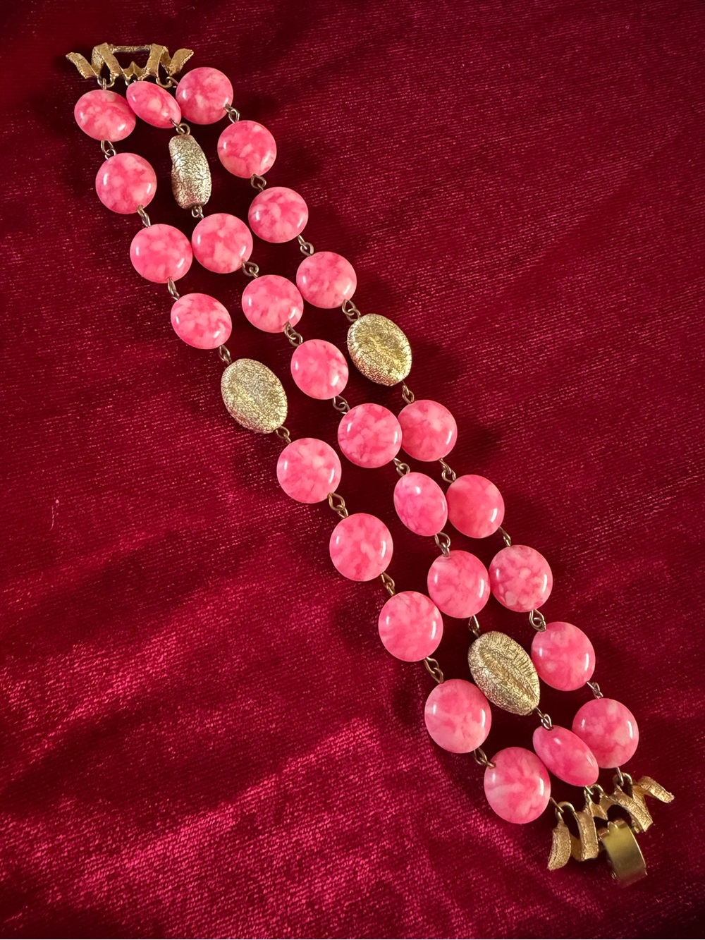 Vintage Kramer Pink Marbled Bead Bracelet